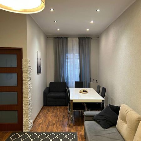 Big Apart - Rynek 8 - Nice View - 3 Rooms - 9 People Breslavia Exterior foto